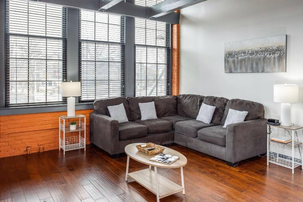 Apartmán Centric Modern Loft W/ King Beds Rochester Exteriér fotografie