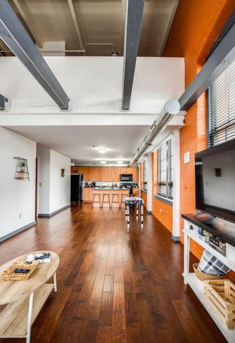 Apartmán Centric Modern Loft W/ King Beds Rochester Exteriér fotografie
