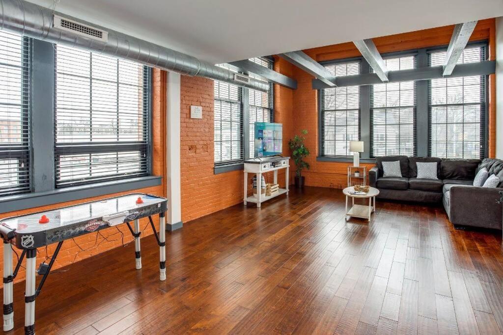 Apartmán Centric Modern Loft W/ King Beds Rochester Exteriér fotografie